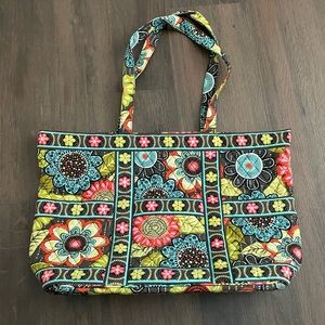 Vera Bradley Tic Tac Tote (Flower Power pattern)